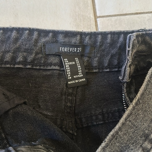 Black jeans - Picture 2 of 5